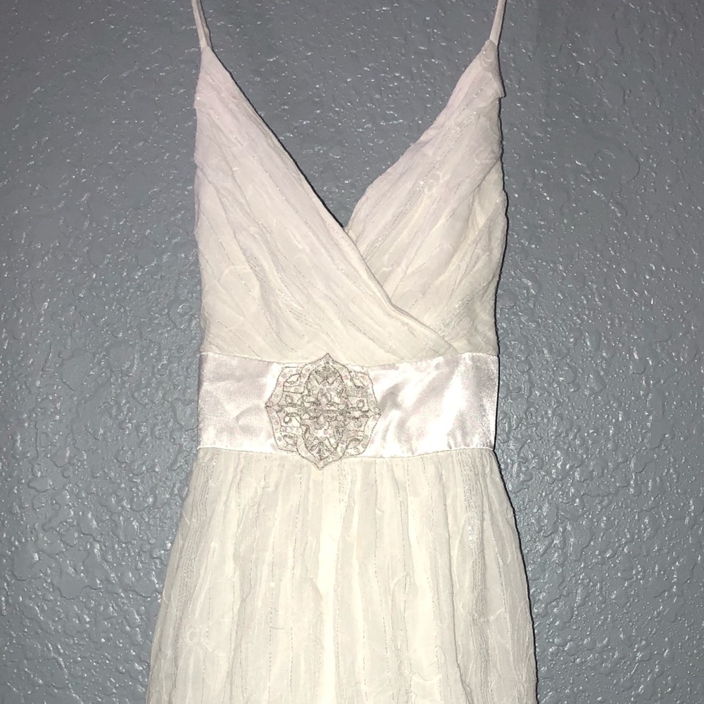 all white dress 🕊